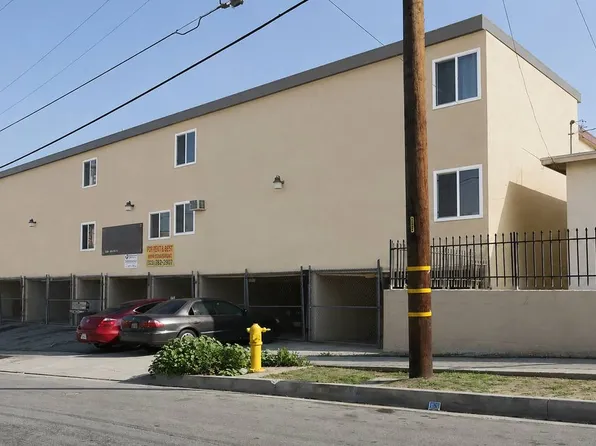 11500 S Budlong Ave #6, Los Angeles, CA 90044