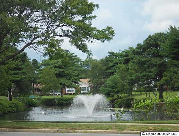 2nd image of 1133 Argyll Circle #C