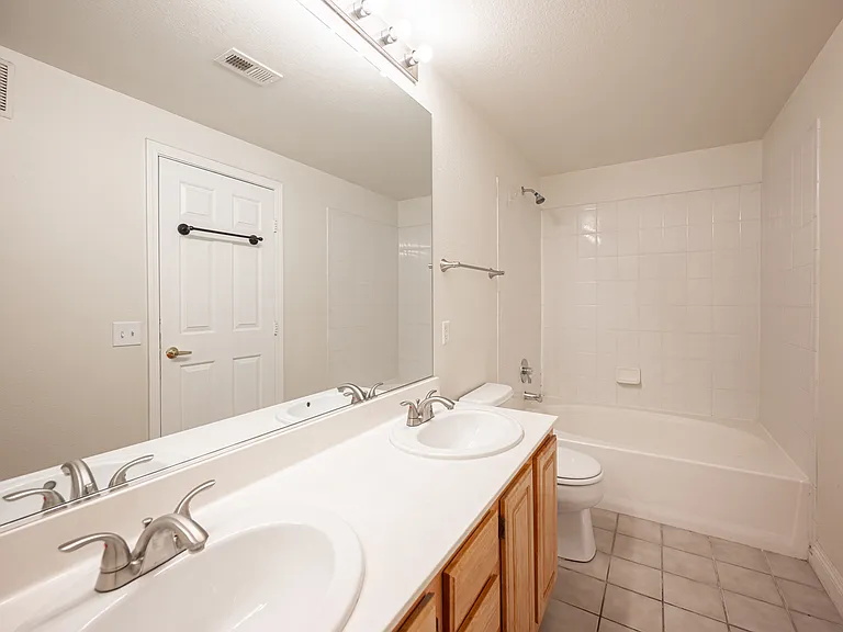 8555 W Russell Rd #2062 — Photo 24