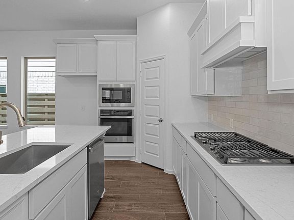 7th image of this home