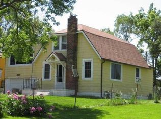 5905 Fay Blvd, Omaha, NE 68117