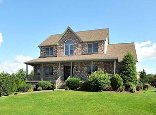 504 Cathys Ct, Cranberry Township, PA 16066