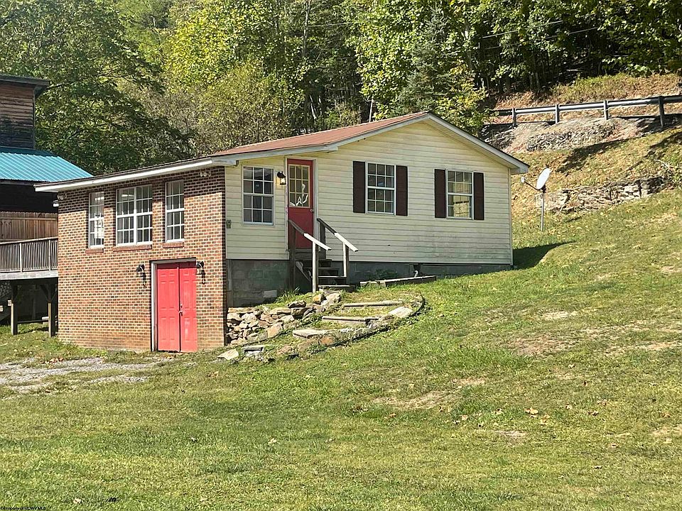 1st image of 54 Dustin Dr