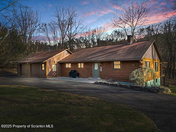 2nd image of 1338 Whites Ferry Rd