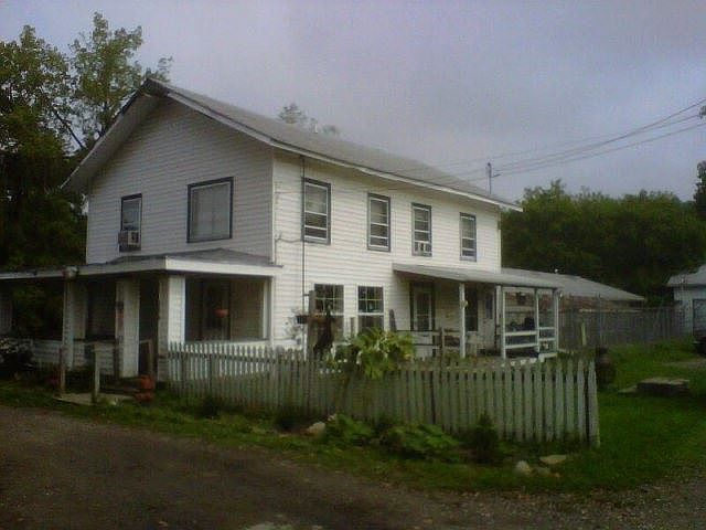1st image of 100 Joyell Dr