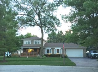 28W651 Wagner Dr, Warrenville, IL