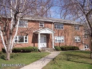 2nd image of 1 Morgan Mnr APT 5
