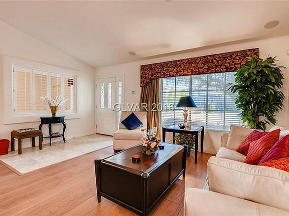 5th image of 6374 Cameo Cove Ave