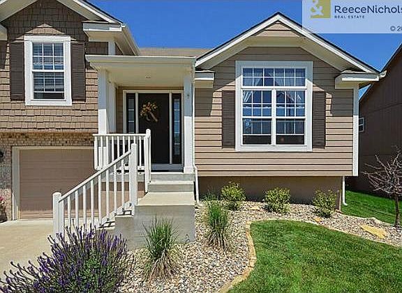 3rd image of 4500 NE 85th St