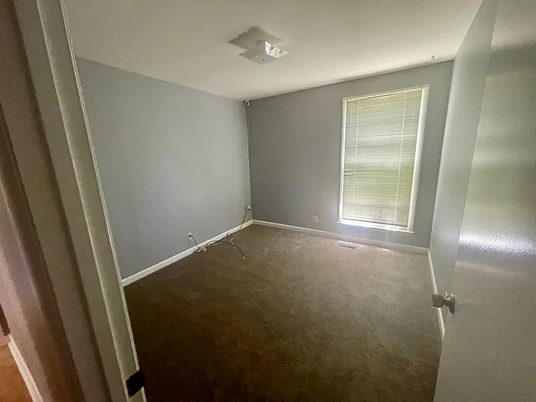 119 Trousdale Dr — Photo 28
