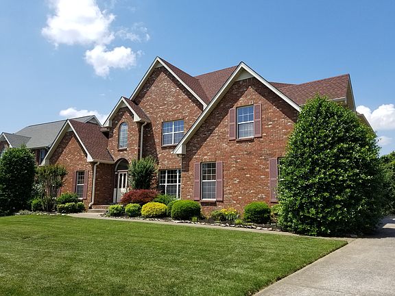 3rd image of 404 Bentbrook Dr