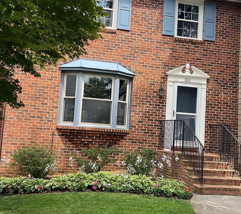 1st image of 802 Appleseed Ct