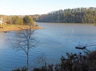 5 Peninsula Pt, Lynch Station, VA