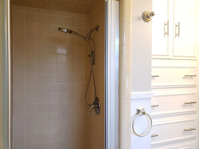 219 Stanford St — Photo 21