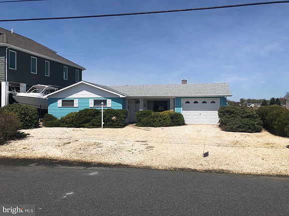 2nd image of 55 Hornblower Dr