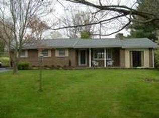 606 Cardinal Dr, Pulaski, VA 24301