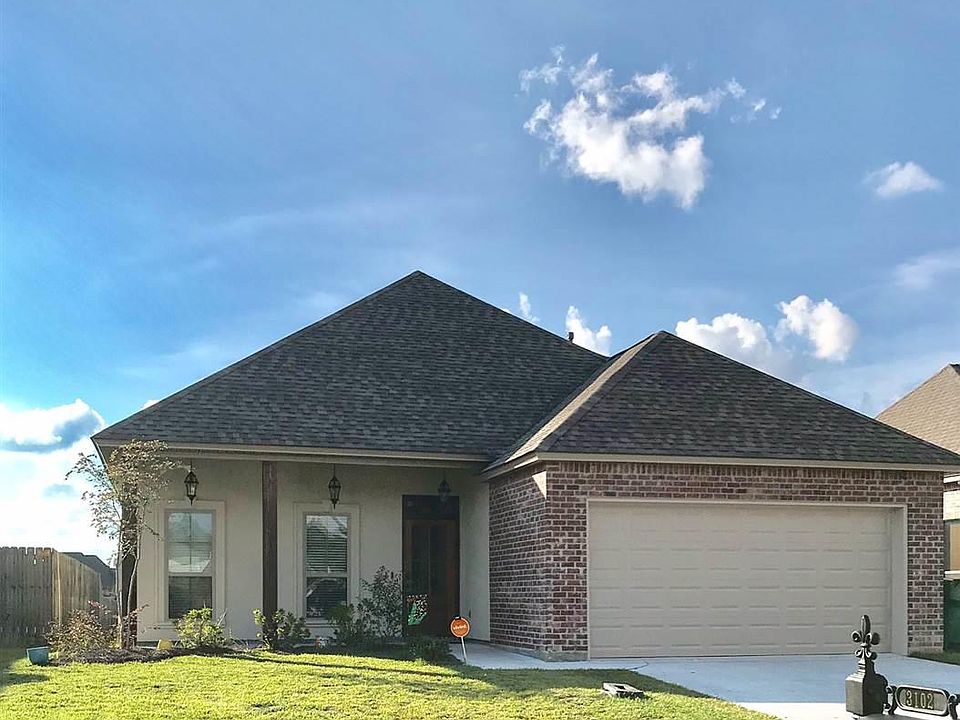 1st image of 31023 Autumn Lake Dr