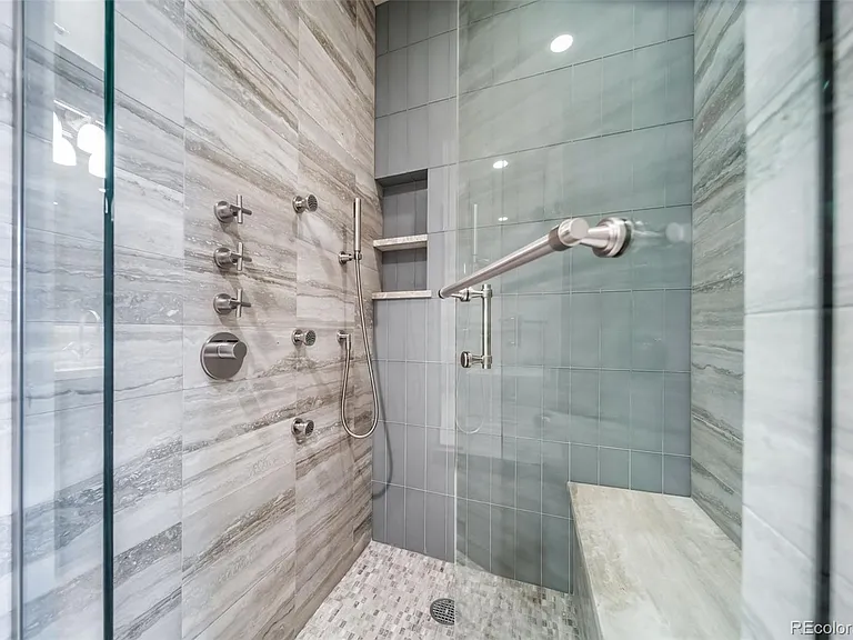 100 Detroit St #403 — Photo 31