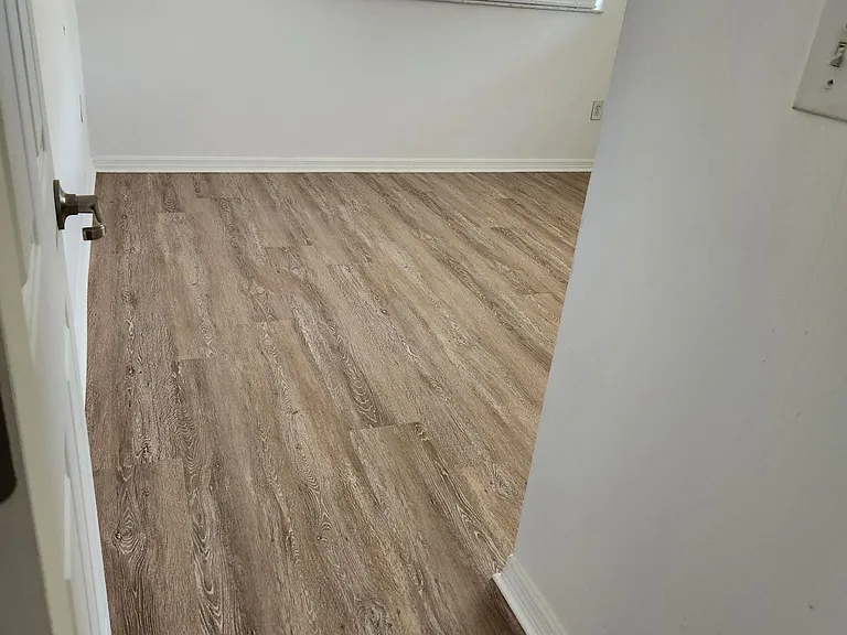 27639 Roslin Dr — Photo 12