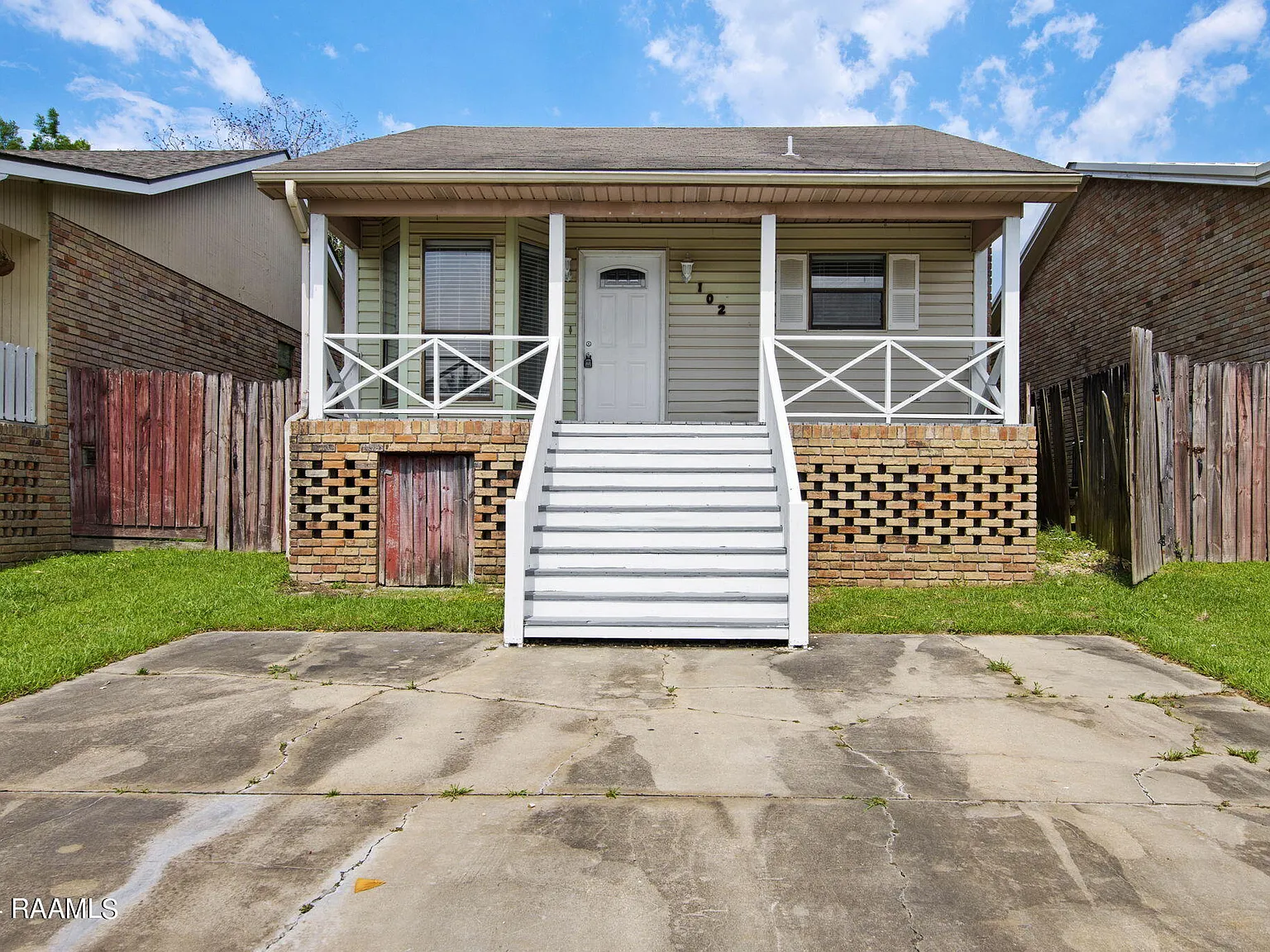2 bed, 1107 sqft, $975 — Photo 1