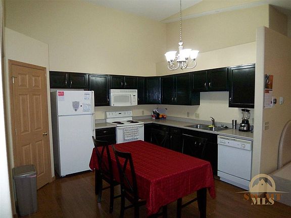 4th image of 31 N Shore Dr APT 6