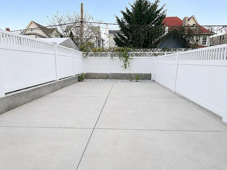 1647 New York Ave #1D — Photo 7