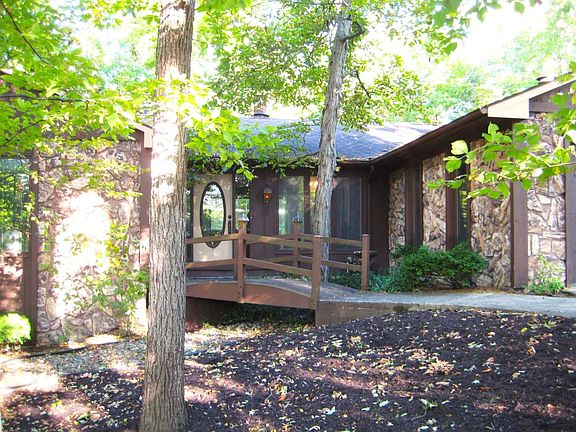 2nd image of 2005 Buckskin Dr
