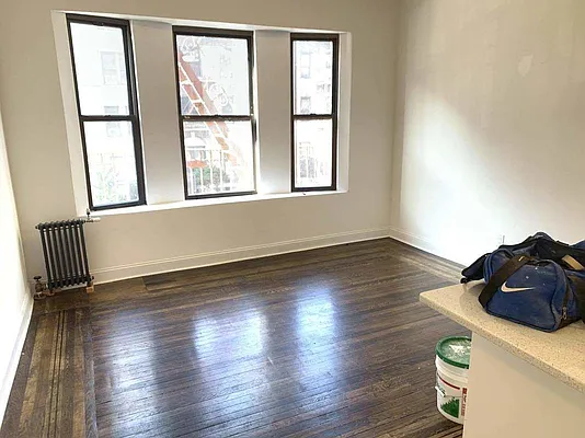 Rented by Delmark Realty LLC | media 20