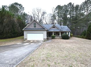 2605 Aaron Ct, Loganville, GA 30052