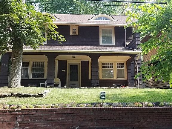 2nd image of 871 Ardmore Ave