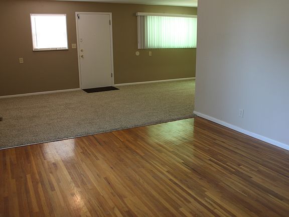 Living area - view from front door
