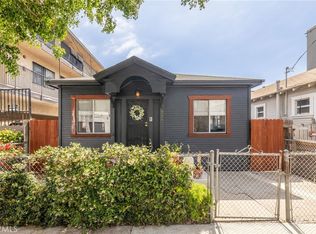 934 Washington Pl, Long Beach, CA 90813