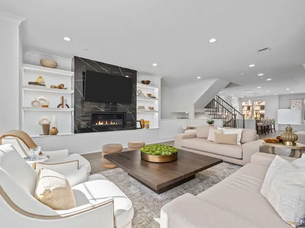 110 Mason Ct #4F, Haworth, NJ 07641