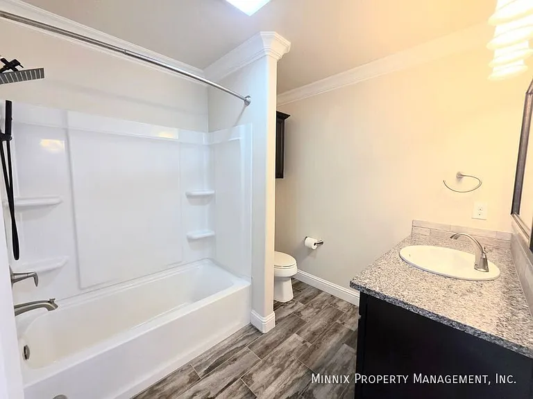 9411 Sagebrush Ave — Photo 13