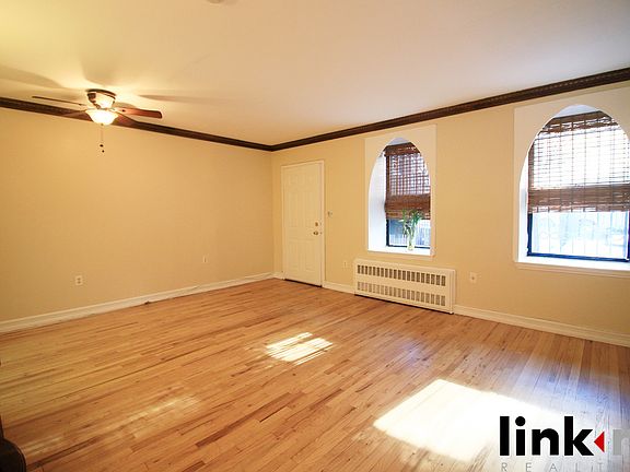 4th image of 16 E 129th St #G
