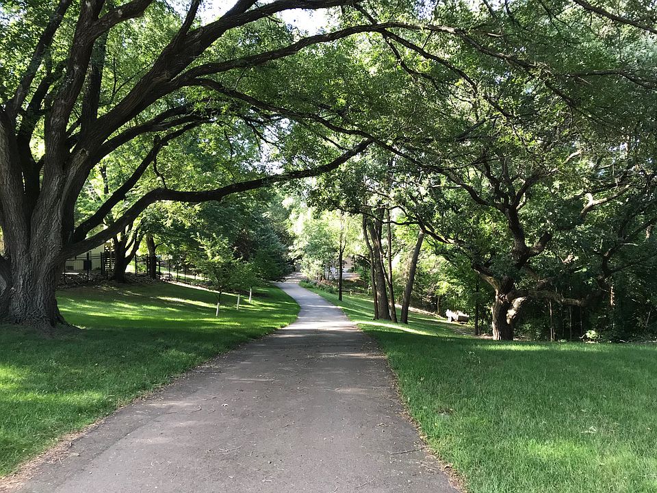 Private Treed Driveway