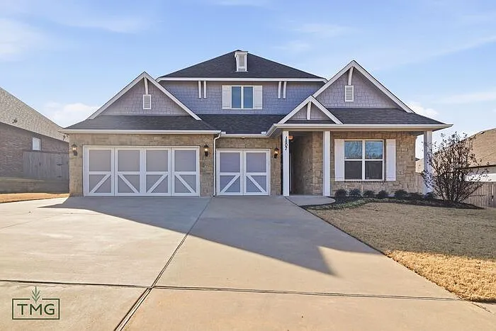 4 bed, 3.5 bath, 2937 sqft, $3,175 — Photo 2