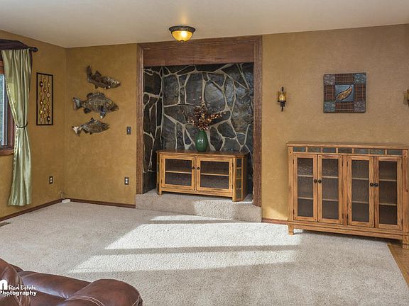4th image of 1399 W Ridgeview Dr