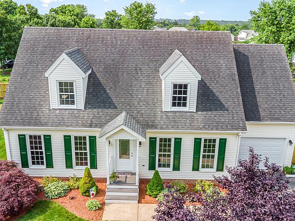 2nd image of 6409 Waterdale Ct