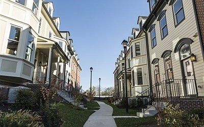 2nd image of 47 Maxwell Sq