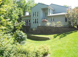 33 Pine Ridge Rd, Saratoga Springs, NY 12866