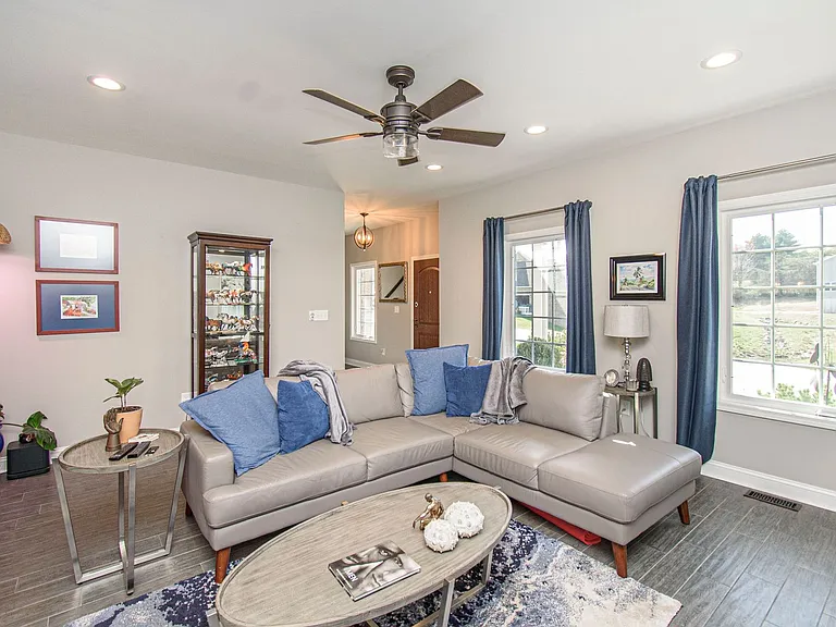 50 Siena Dr — Photo 14