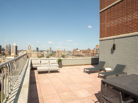 3rd image of 250 W 19th St APT 16C