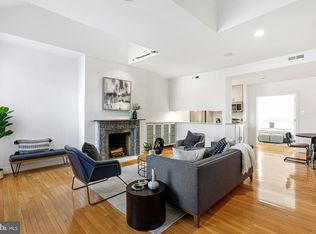 306 S 10th St APT D, Philadelphia, PA 19107