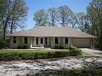 2nd image of 962 Lake Forest Dr