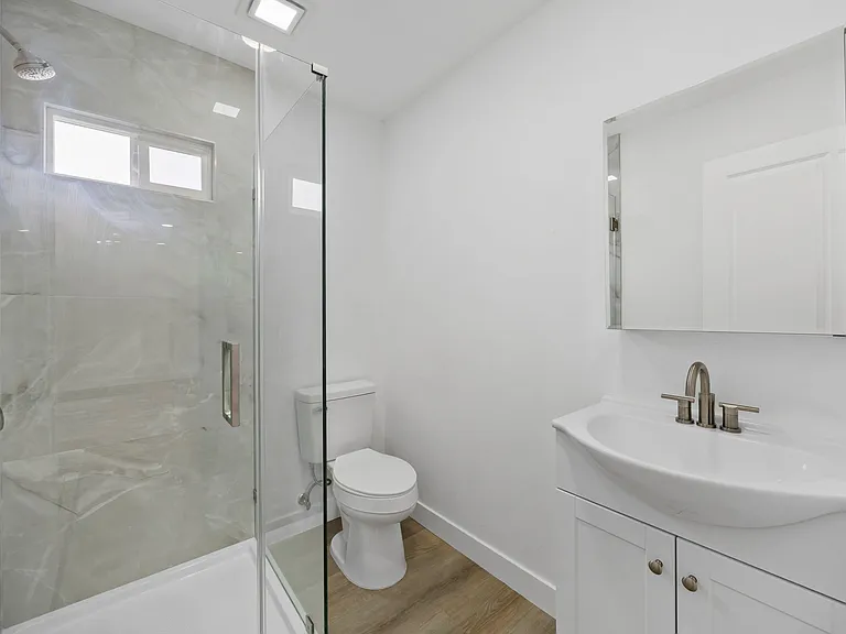 13407 Helen St #A-B — Photo 20