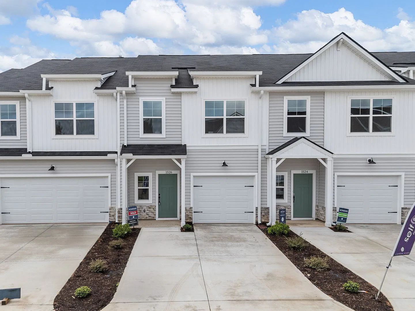 Modern Comfort Meets Southern Charm Townhome in Reidville, SC! — Photo 2