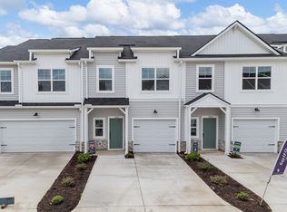 1526 Yellowwood Ct, Reidville, SC 29375
