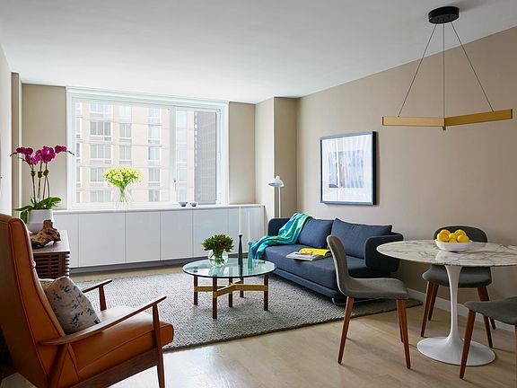 2nd image of 301 W 53rd St APT 21I