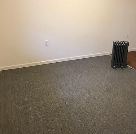 2nd image of 13628 Pennsylvania Ave APT 10